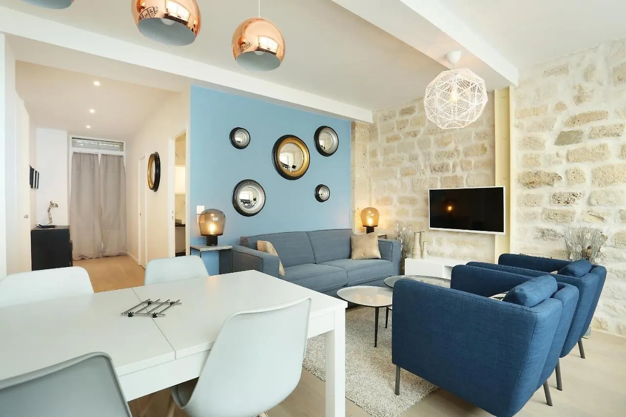 Residence Tour Eiffel By Studio Prestige París